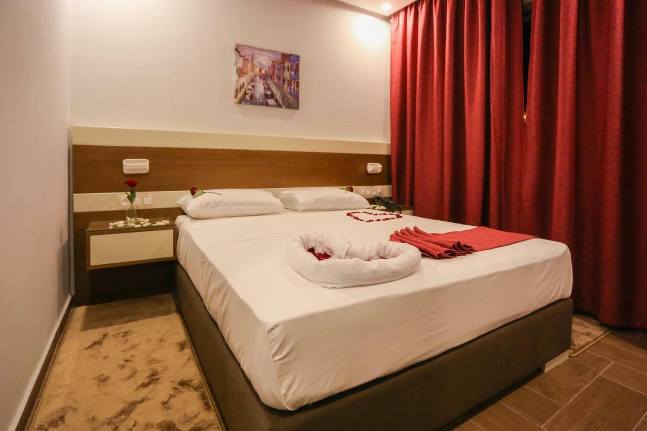 Hotel Makarim Tétouan Luaran gambar